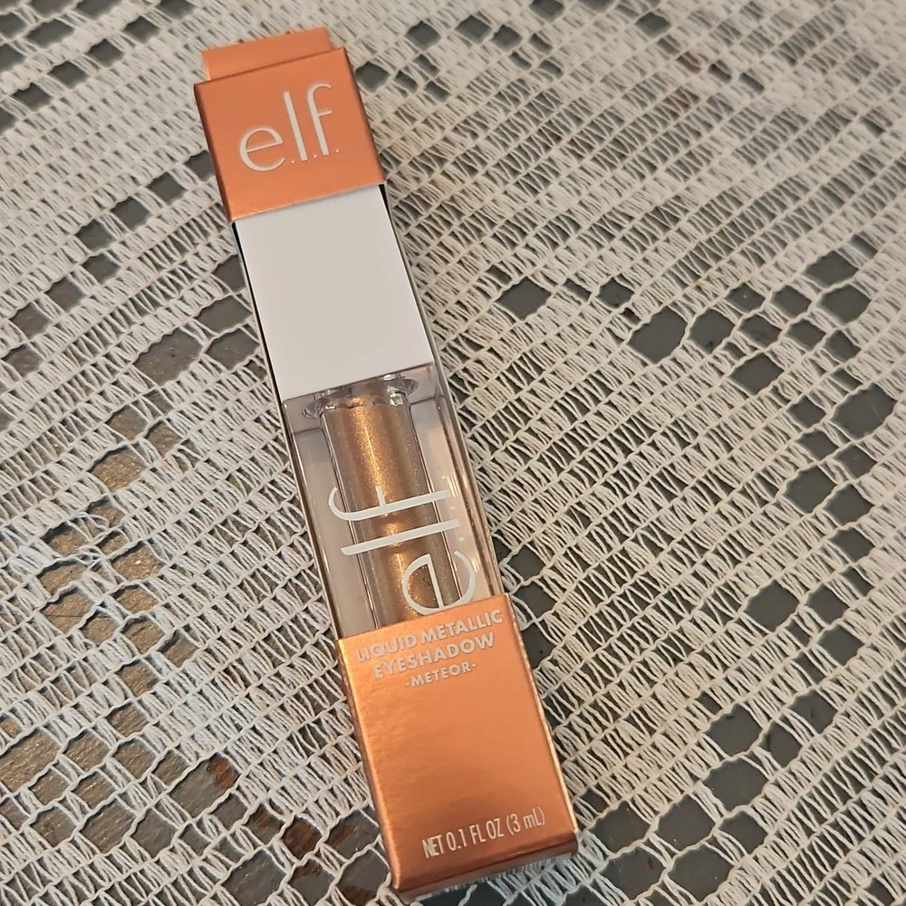 🆕️SEALED🆕️e.l.f. Metallic Liquid Eyeshadow  ☄️ METEOR☄️